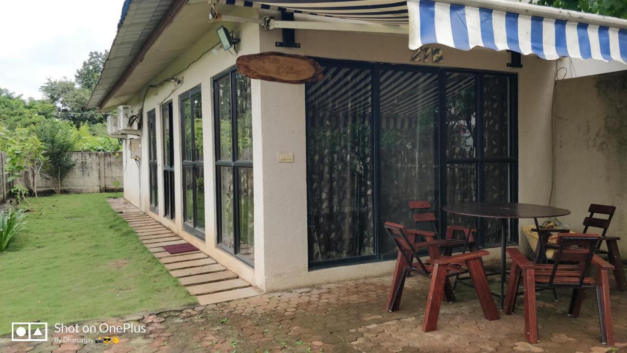 Chalet Ahaz, The Place Of Privacy With Outside Sitting Karjat Luaran gambar