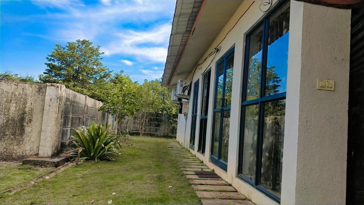 Chalet Ahaz, The Place Of Privacy With Outside Sitting Karjat Luaran gambar